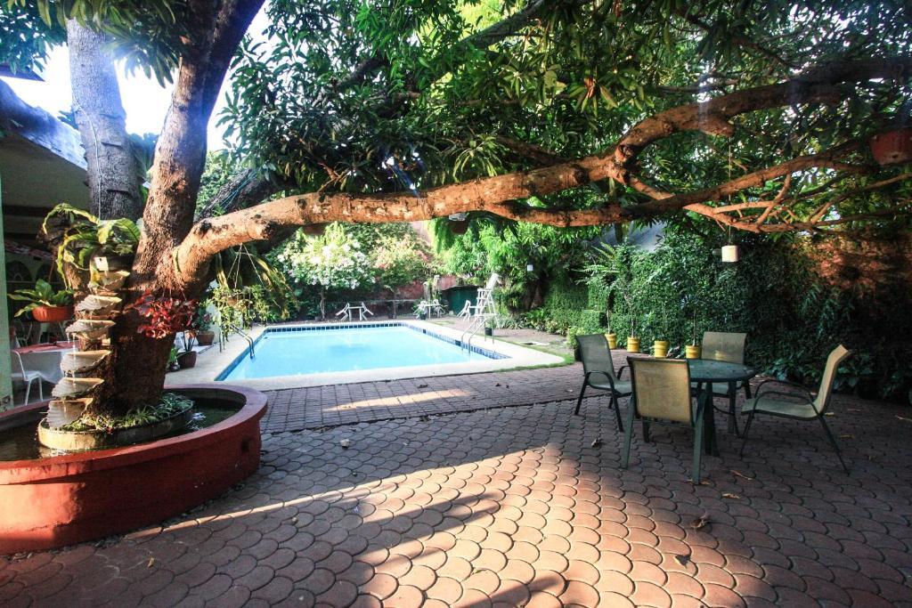 Bohol La Roca Hotel Totolan Dış mekan fotoğraf