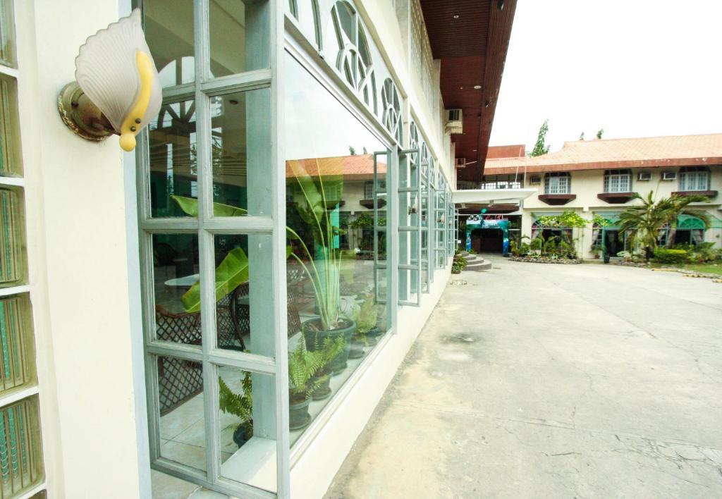 Bohol La Roca Hotel Totolan Dış mekan fotoğraf